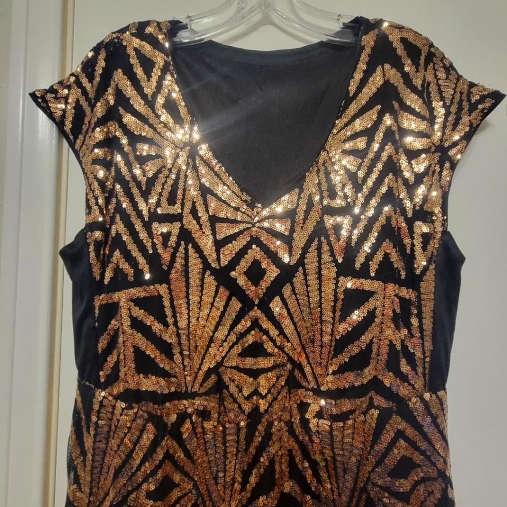 NWOT BloomChic Geometric Sequin Dolman Sleeve Midi Dress Black size 10